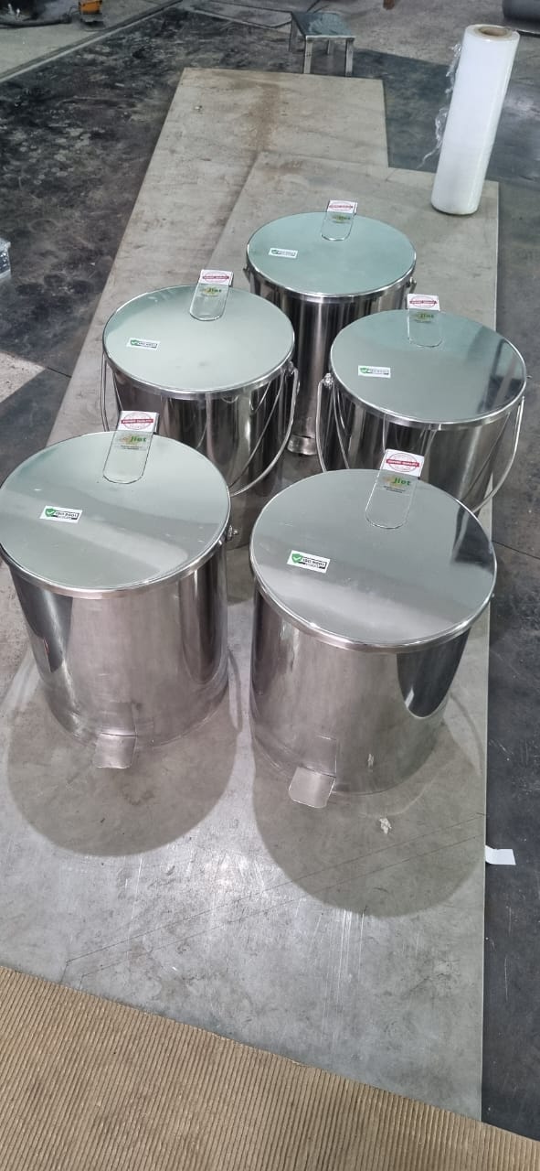 SS Dustbin